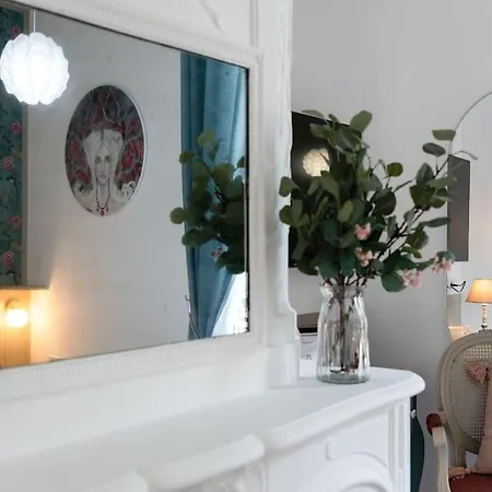 Penelope By Kleidos - Centre