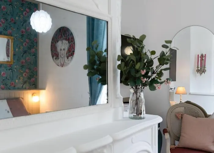 Penelope By Kleidos - Centre